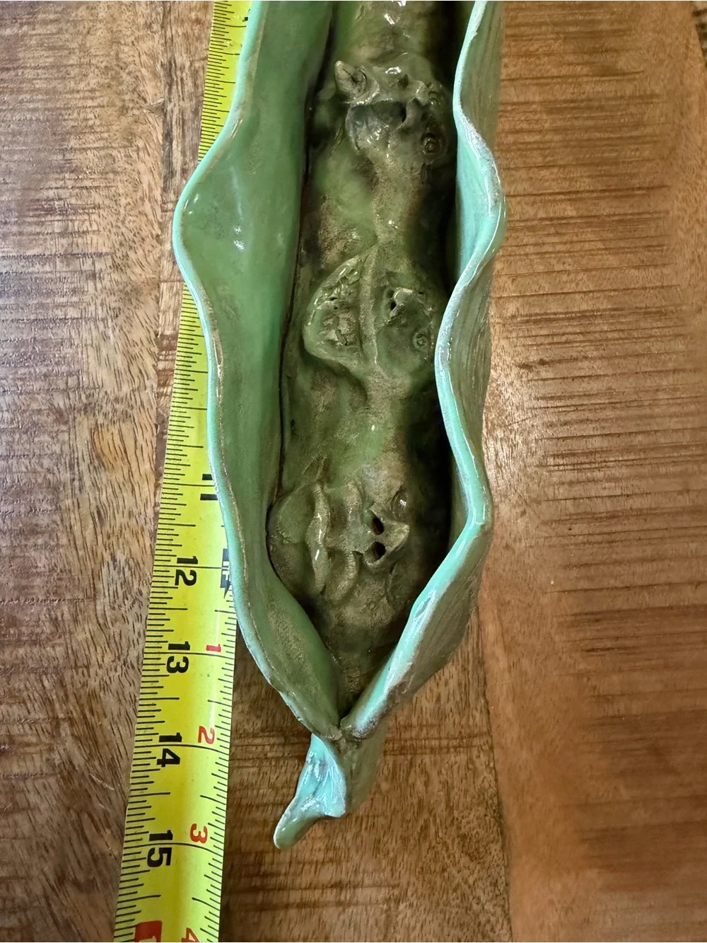 4 Face Anthropomorphic 3D Pea Pod Signed Clay Pottery Vintage 2000 15x3x3”